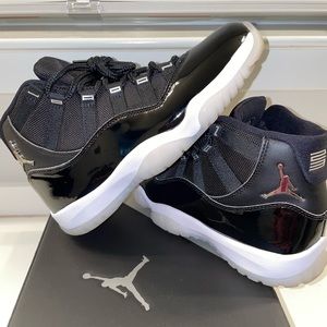 Air Jordan 11 Retro jubilee